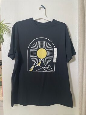 Goodfellow & Co Mountain Sunrise 
 Graphic Tee XL NWT